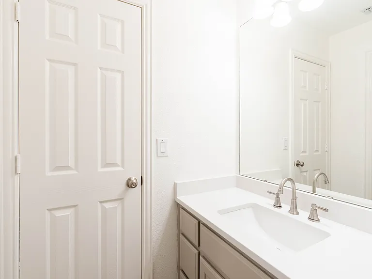 3731 Charter Dr — Photo 15