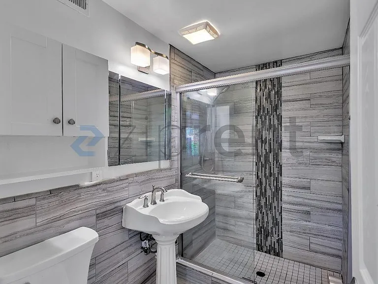 609 Drake Ave #2 — Photo 25