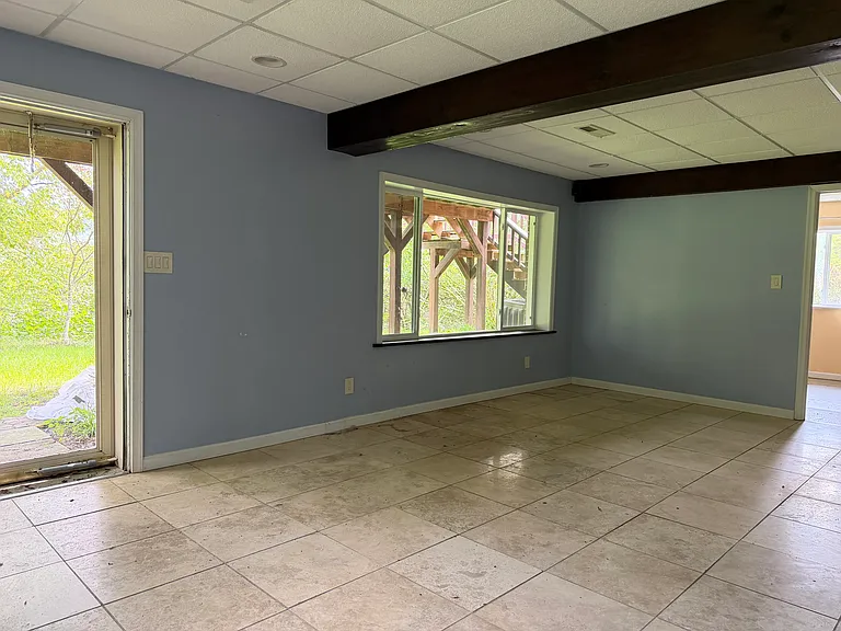 1422 Catawba Rd — Photo 16