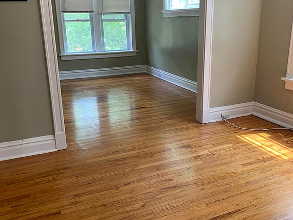 4th image of 1919 Maury Ave #1F
