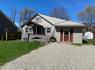 1461 E Whiteside St, Springfield, MO 65804