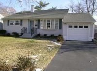 90 Hickory Rd, Colonia, NJ 07067