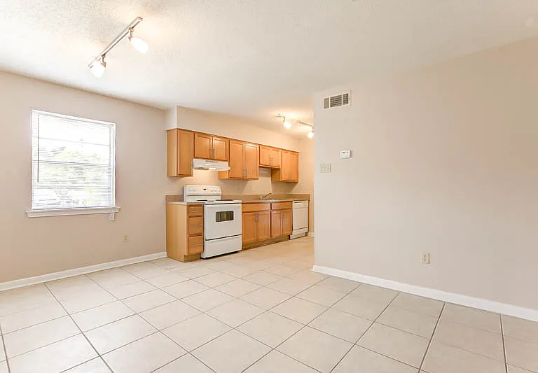 4220 Belvedere St #3 — Photo 11