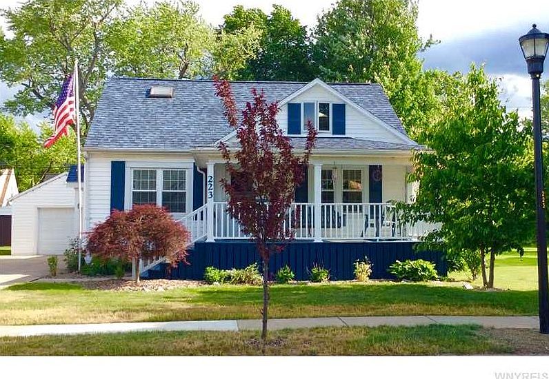 1st image of 223 Cleveland Dr
