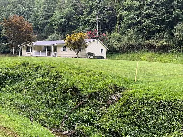 465 Elisha Frk, Pikeville, KY 41501