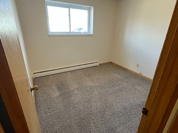 4th image of 5506 W Lincoln Ave #1
