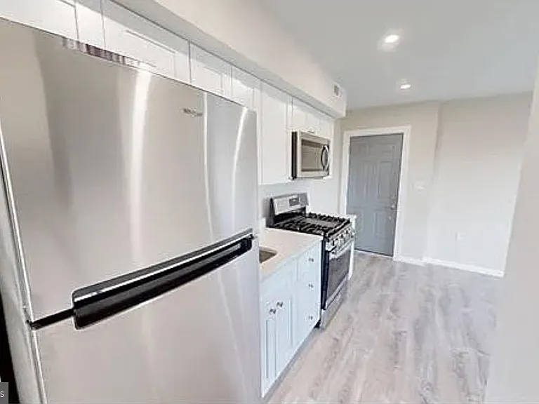 2429 Alabama Ave SE #204 — Photo 7
