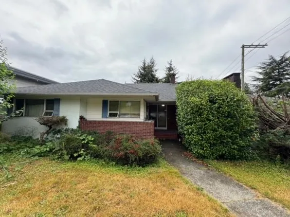 1490 Mathers Ave, West Vancouver, BC V7T 2G7
