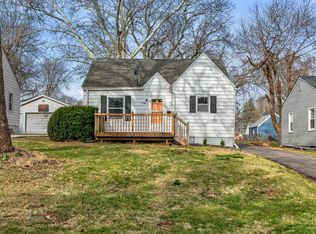 1734 45th St, Des Moines, IA 50310