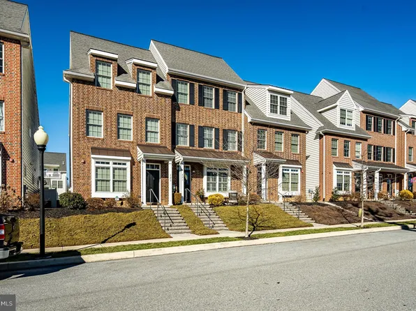 621 W Mulberry St, Kennett Square, PA 19348