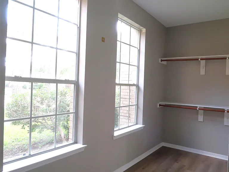 20714 Morning Creek Dr — Photo 34