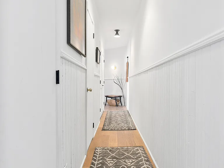 374 14th St #4 — Photo 14