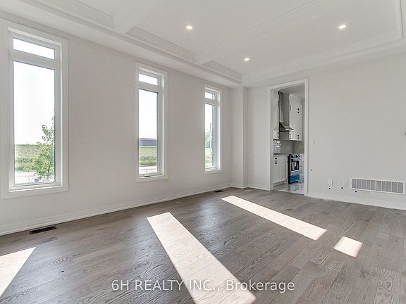 5th image of 43 Kesterfarm Pl