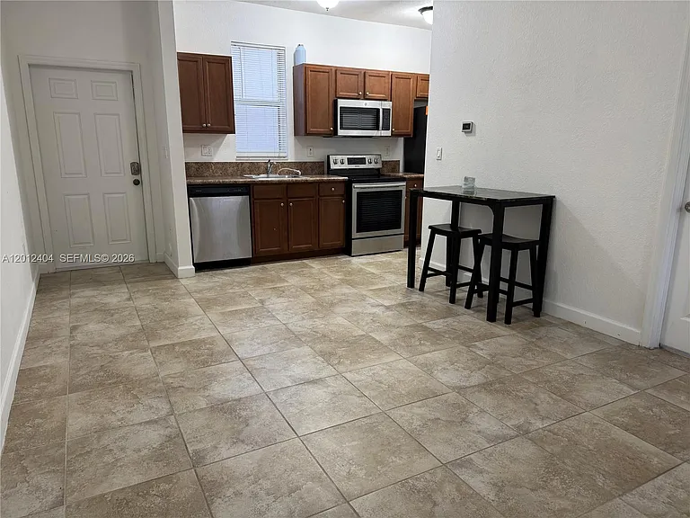 9203 SW 170th Ct #STUDIO — Photo 8