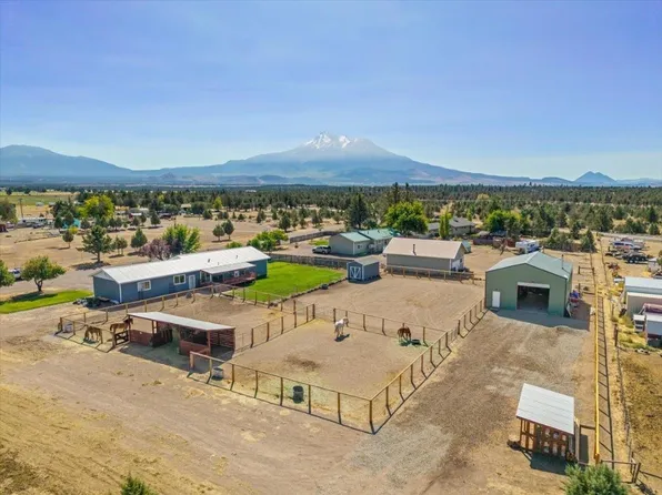 10908 Blackfoot Rd, Montague, CA 96064