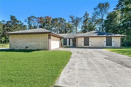 62390 John Smith Rd Photo 1