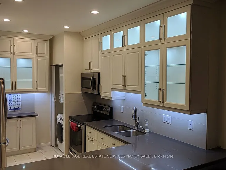 211 Saint Patrick St #Penthouse 6 — Photo 5