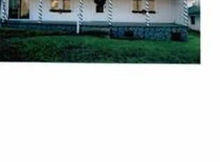 14 Vineyard Rdg, Looneyville, WV 25259