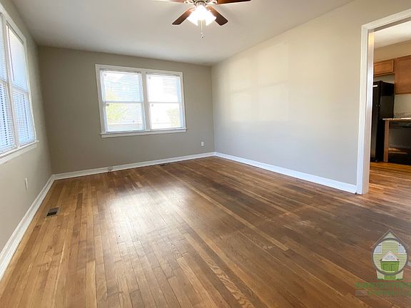 5th image of 25 Crystal Ave