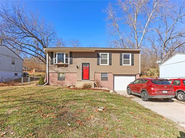16300 E Elm St, Independence, MO 64050
