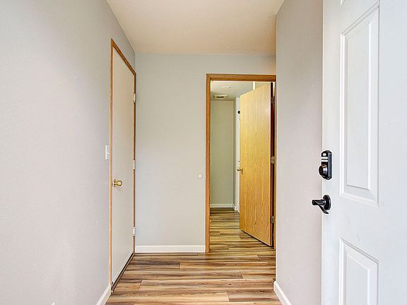 5th image of 3020 NE 116th Ave