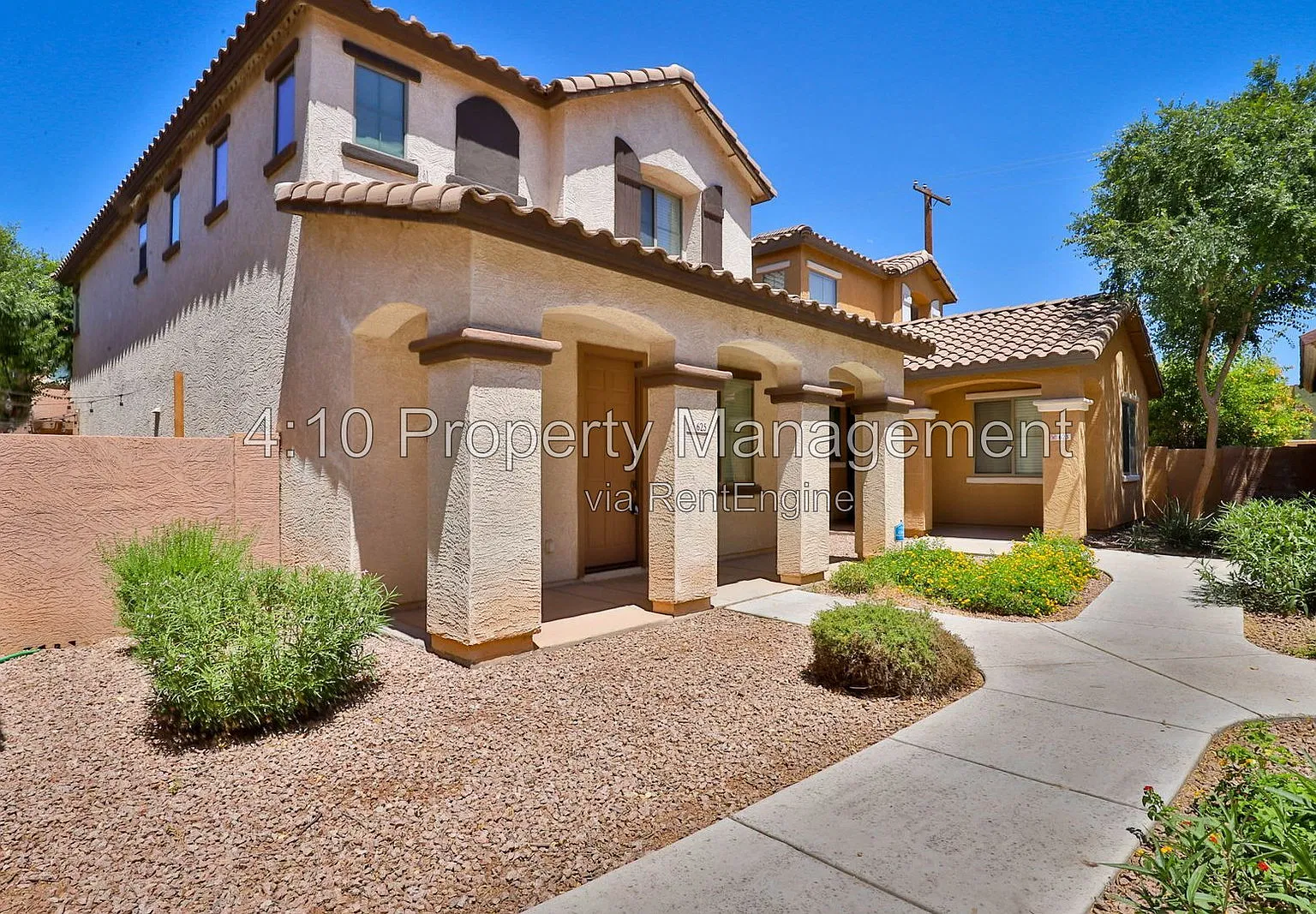 3 bed, 2.5 bath, 1564 sqft, $2,300 — Photo 2