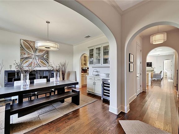 4th image of 4705 Marbella Cir