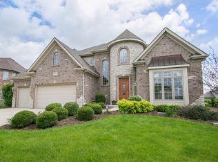 616 Fawell Ct, Naperville, IL 60565