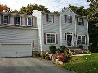 64 Ashbrook Dr, Cranston, RI 02921