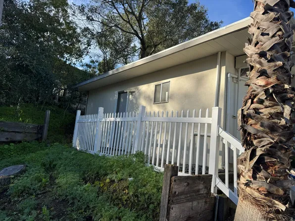 160 College Ave #B, Los Gatos, CA 95030