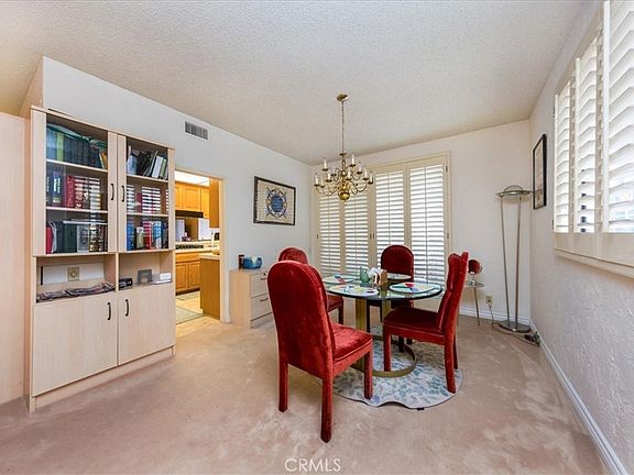 5th image of 5310 Zelzah Ave Unit 114