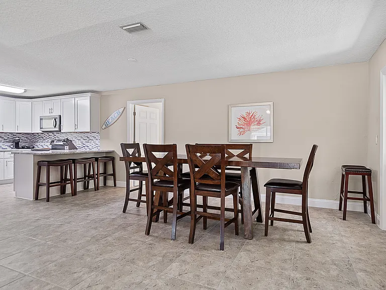 32 Pine Crest Ln — Photo 7