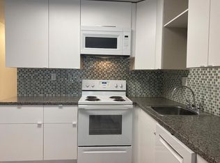 616 S 3rd St #C, Niles, MI 49120