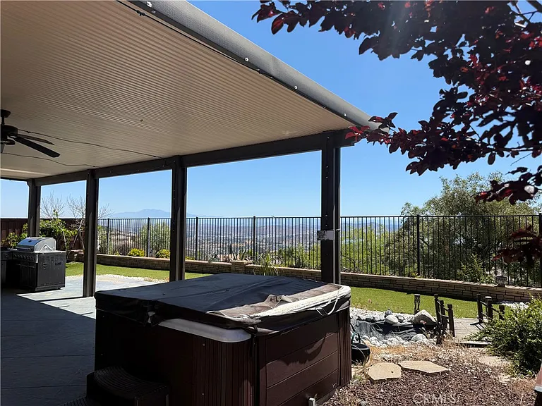 29204 Gateway Dr — Photo 35
