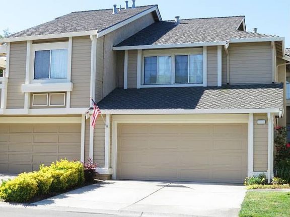 2 car garage w/ driveway
