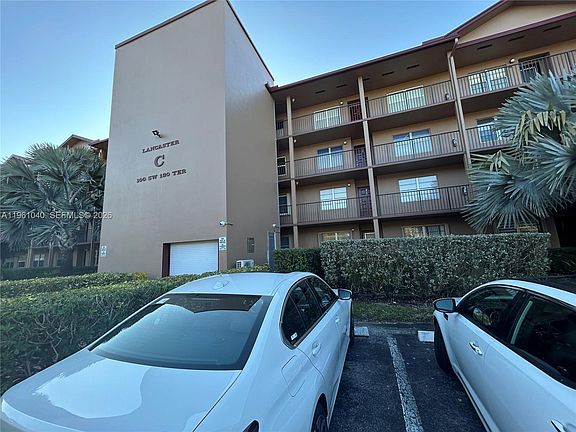 3rd image of 100 SW 130th Ter APT 109C