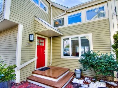 35 Pratt St, Providence, RI, 02906