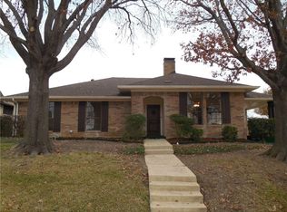 2318 Country Valley Rd, Garland, TX 75041