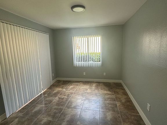 4th image of 2542 Edwards Ave APT 5