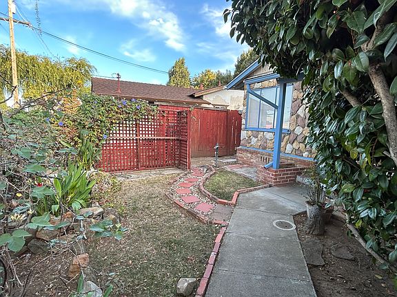 4th image of 31710 Trevor Ave