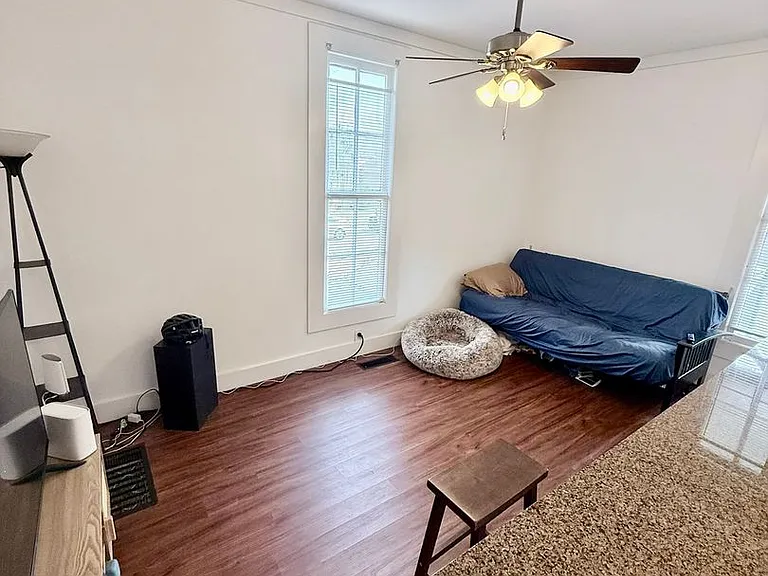 120 Lakeview St — Photo 4