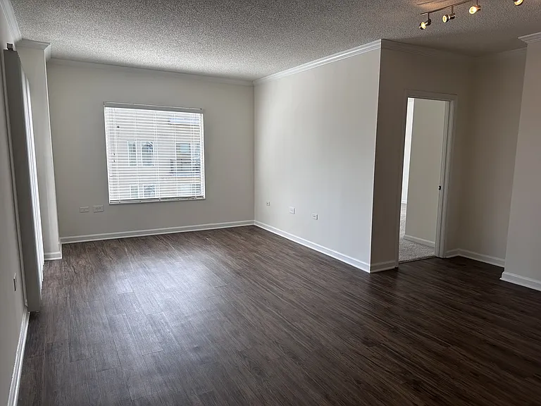 Wesley Townsend Apartments at Buckhead — Photo 71