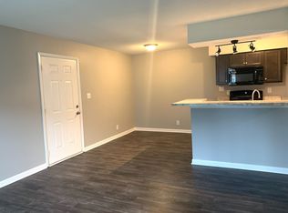 271 White Oak Rd, Clarksville, TN 37040