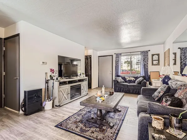 1002 S Miller Street, Lakewood, CO 80226