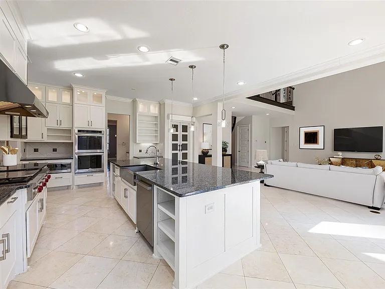 2102 Granite Brook Ln — Photo 11