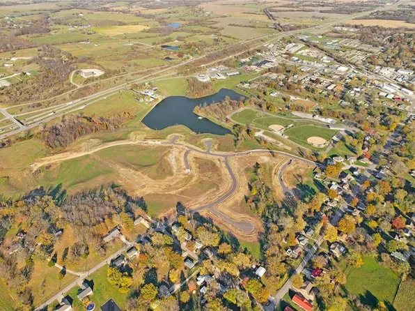 11 Cobb Cir, Odessa, MO 64076