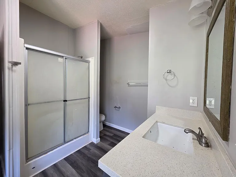 12121 Old County Rd — Photo 13