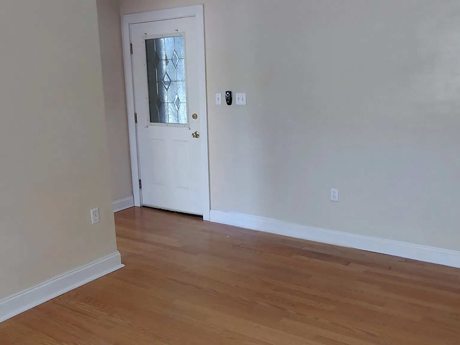 2 bed, 850 sqft, $1,575 — Photo 4