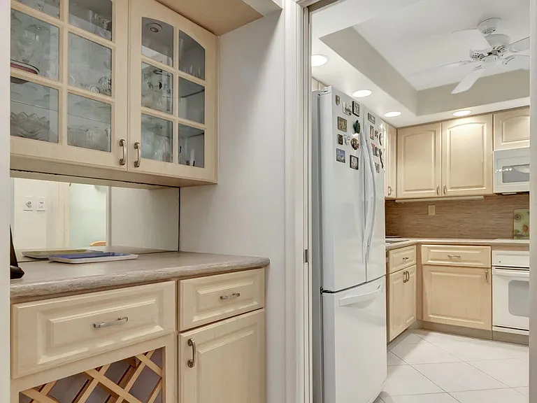 3215 S Ocean Blvd #509 — Photo 9