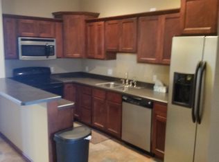 484 Locust St #3, Dubuque, IA 52001